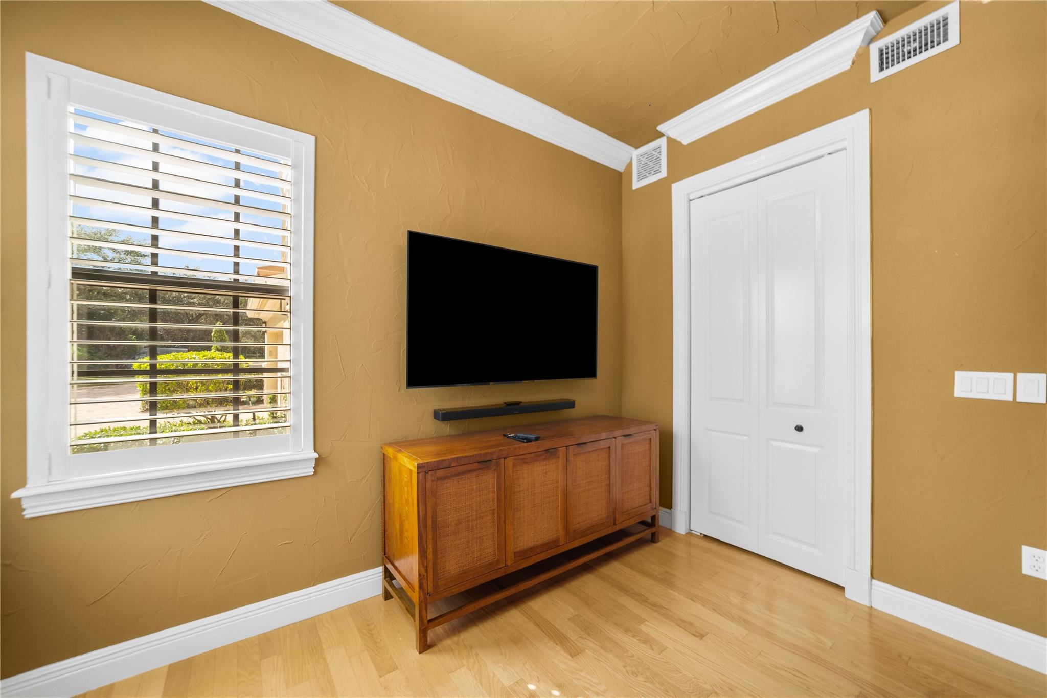 PARKLAND - CASERAS - Residential