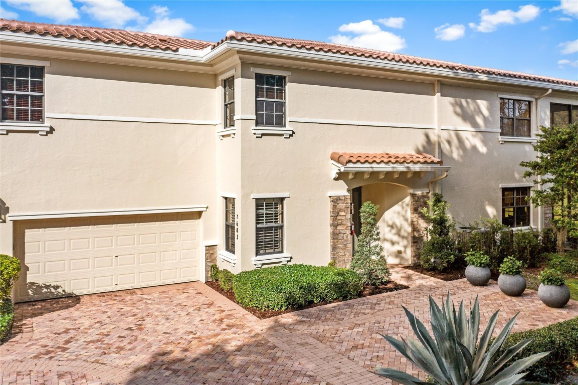 PARKLAND - CASERAS - Residential