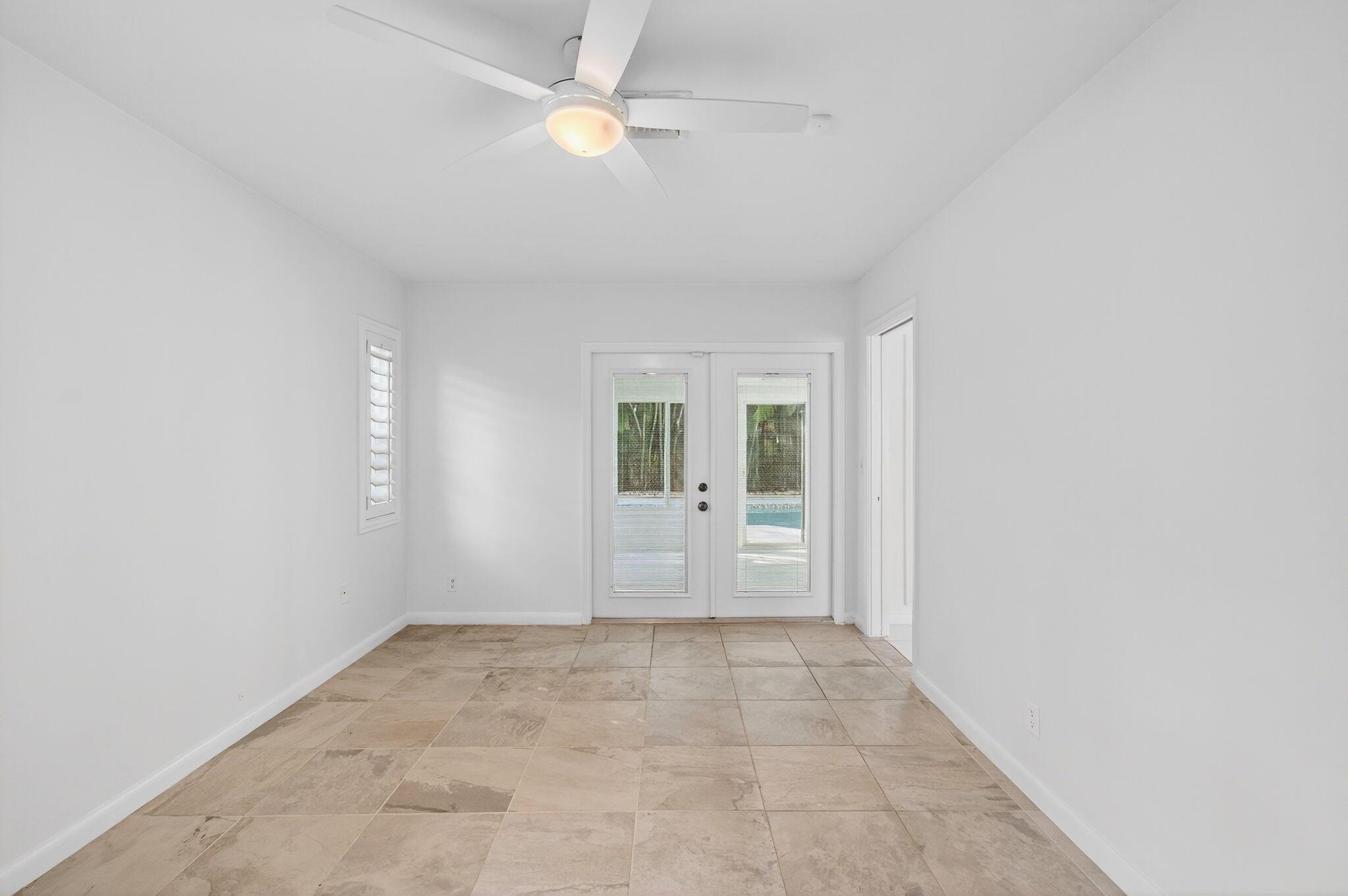 COUNTRY CLUB VILLAGE SEC - Residential Lease