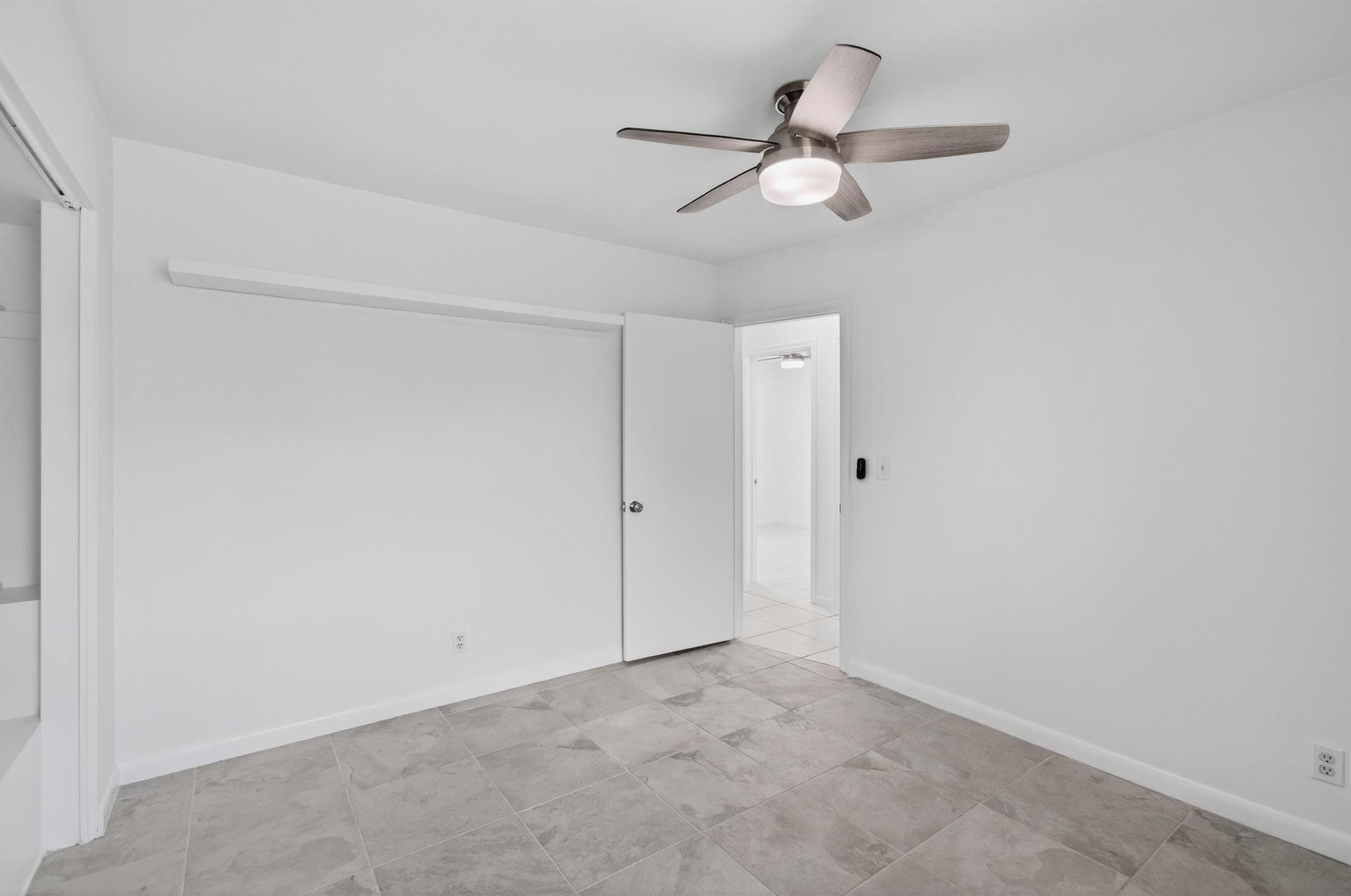 COUNTRY CLUB VILLAGE SEC - Residential Lease