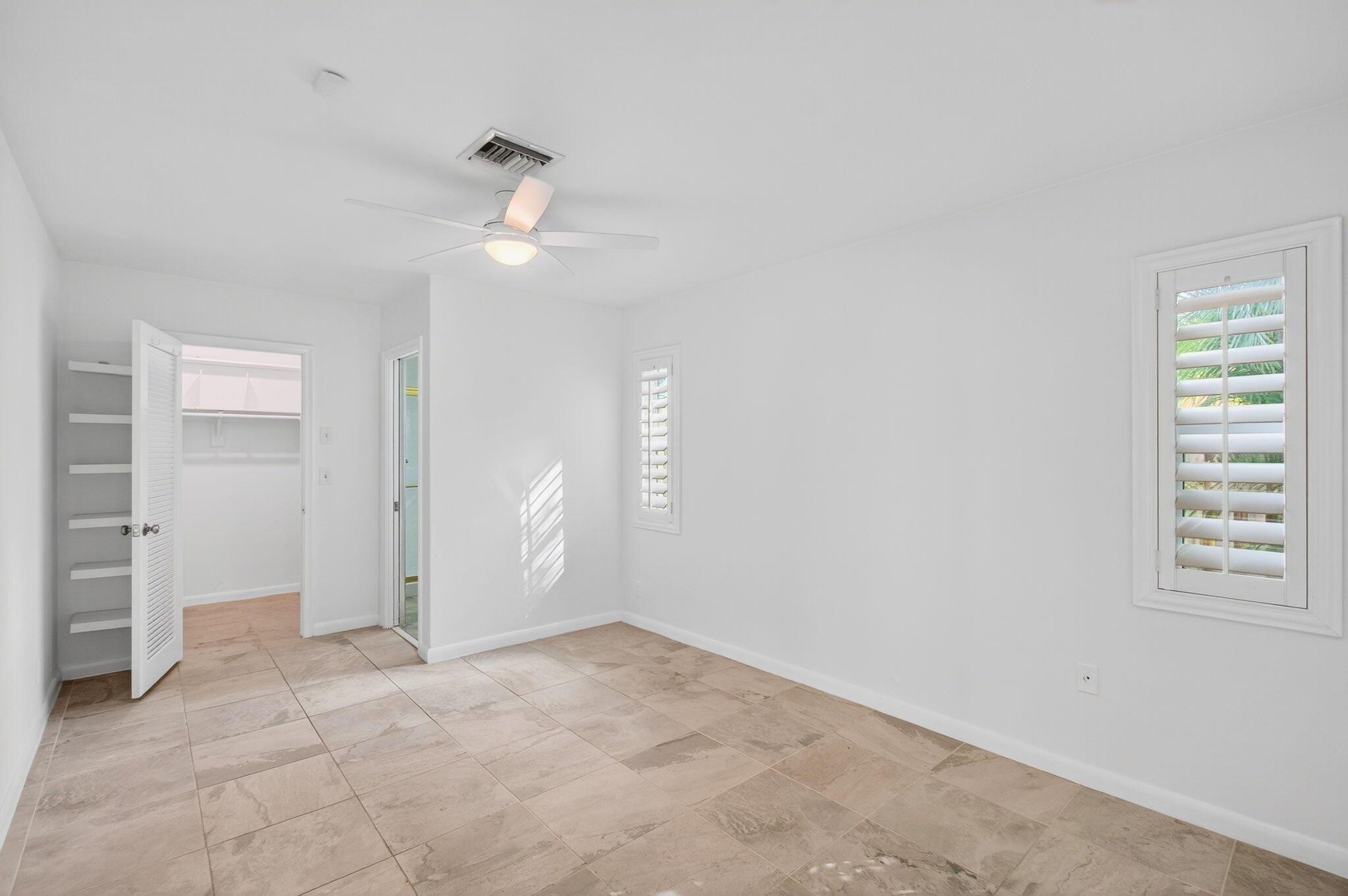 COUNTRY CLUB VILLAGE SEC - Residential Lease