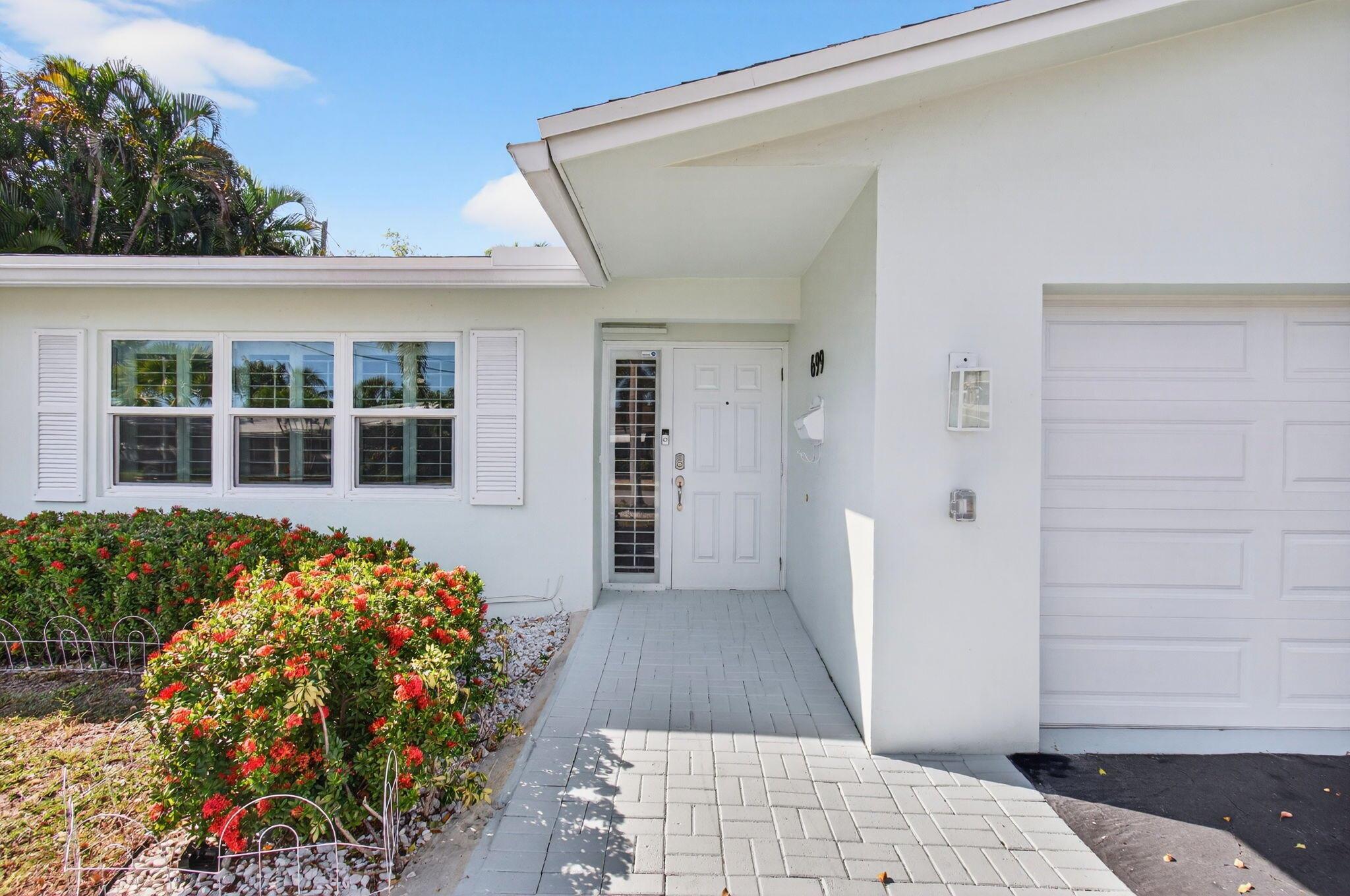 COUNTRY CLUB VILLAGE SEC - Residential Lease