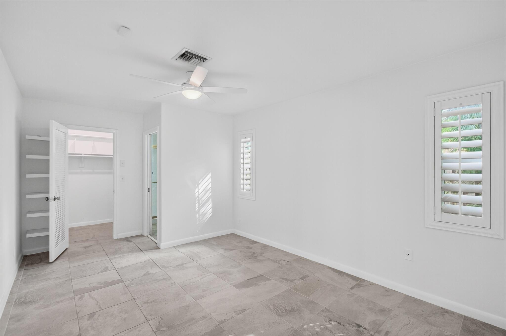 COUNTRY CLUB VILLAGE SEC - Residential Lease