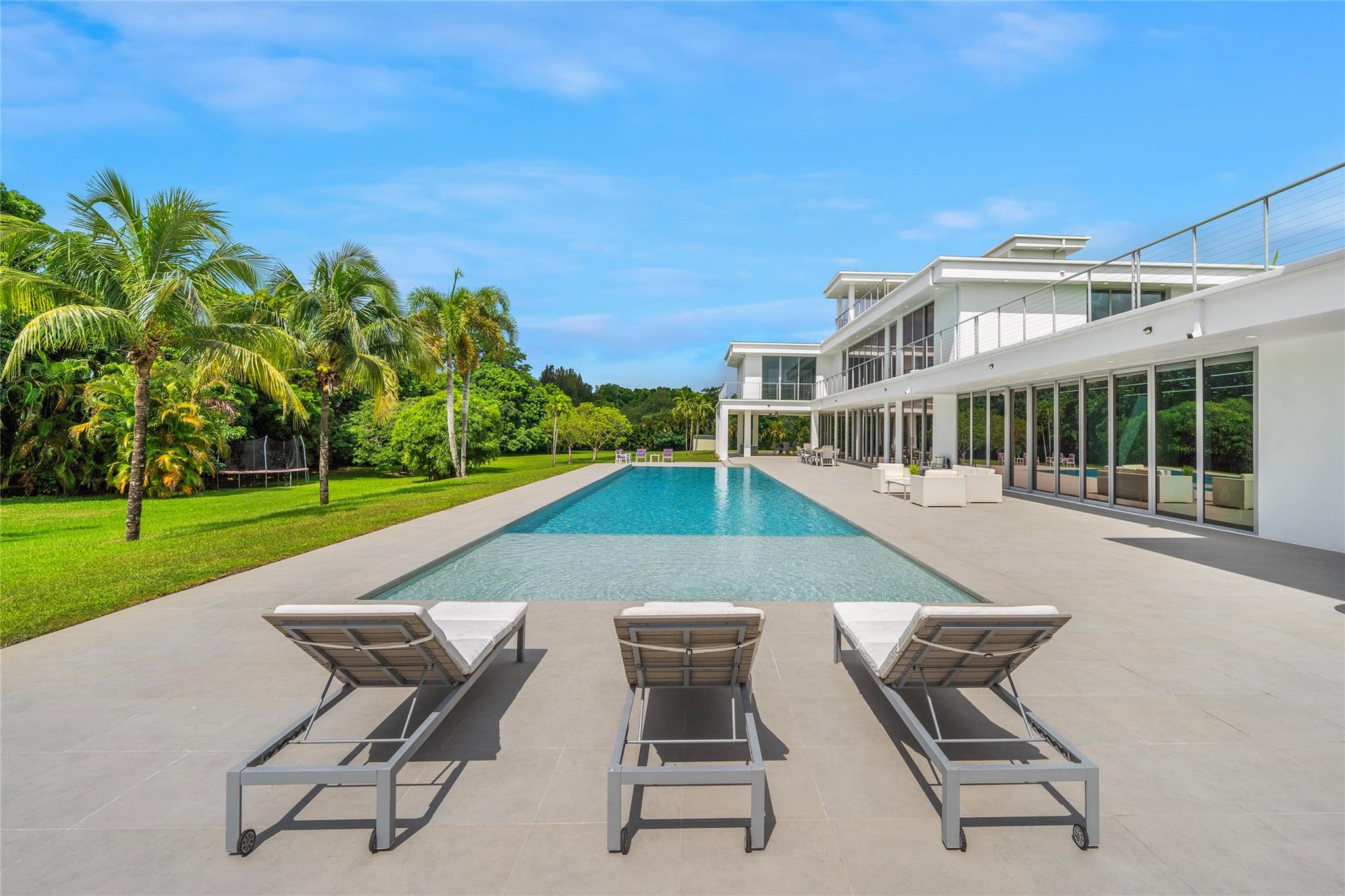 Fla Fruit Lands Co Sub 1 - Residential Lease