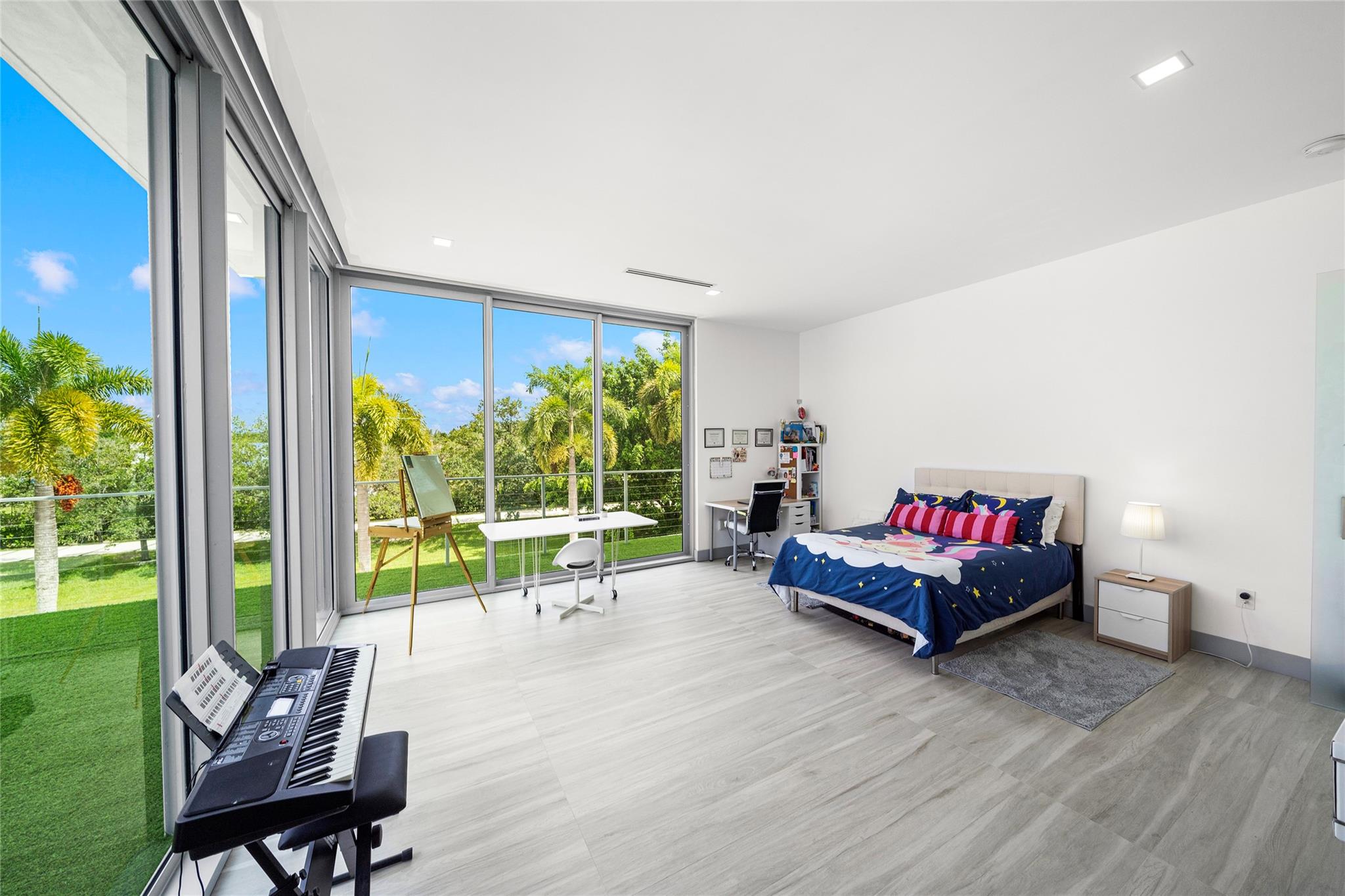 Fla Fruit Lands Co Sub 1 - Residential Lease