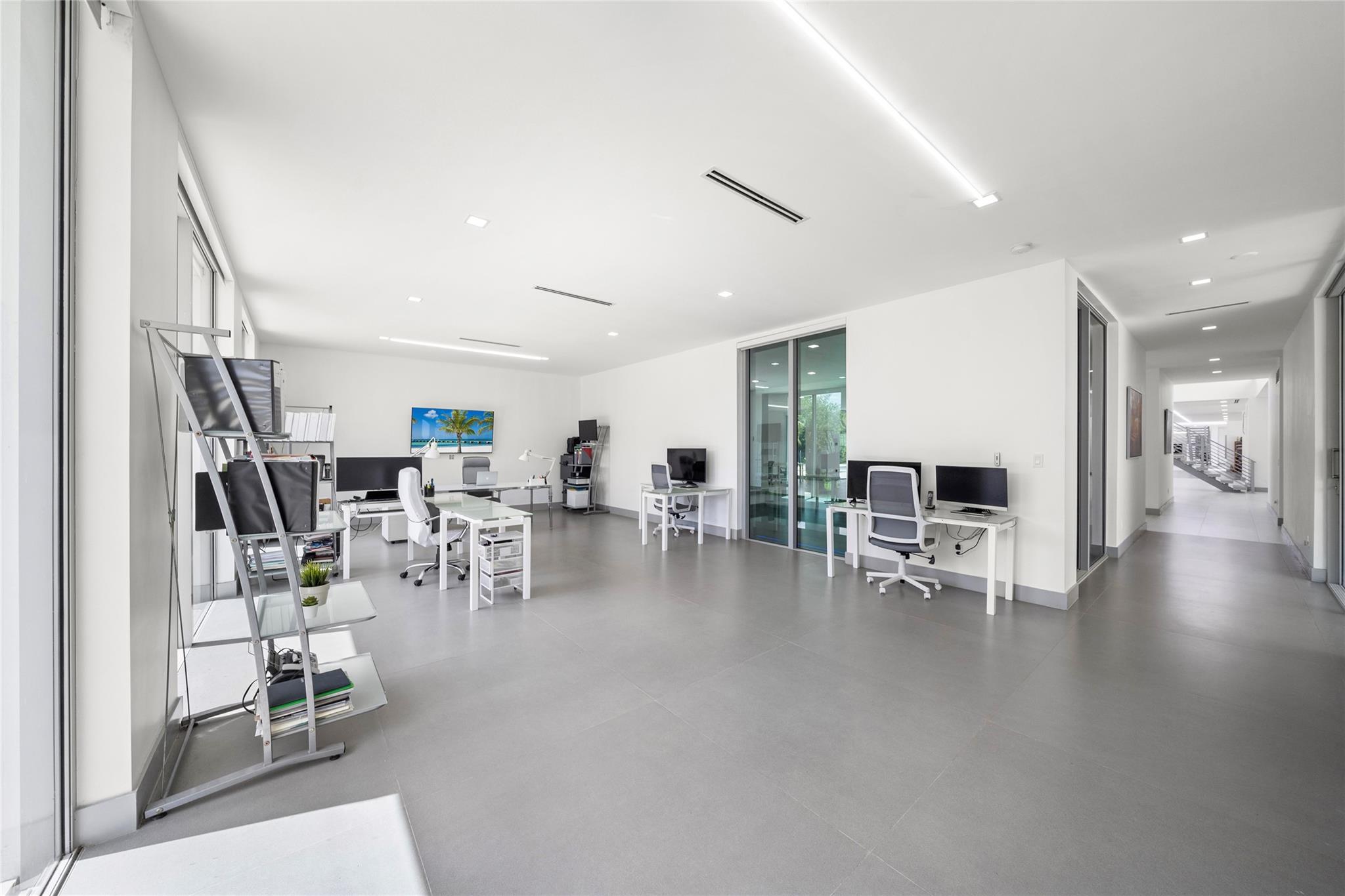 Fla Fruit Lands Co Sub 1 - Residential Lease