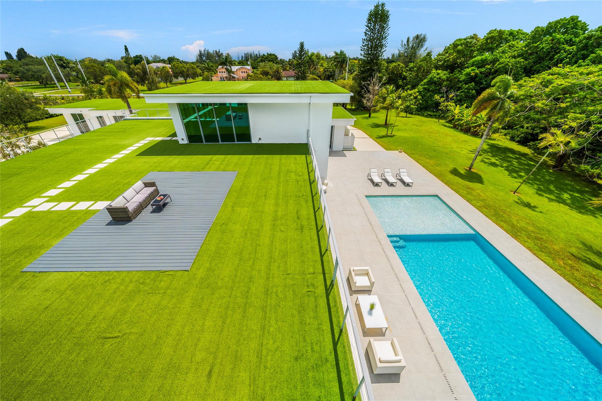 Fla Fruit Lands Co Sub 1 - Residential Lease