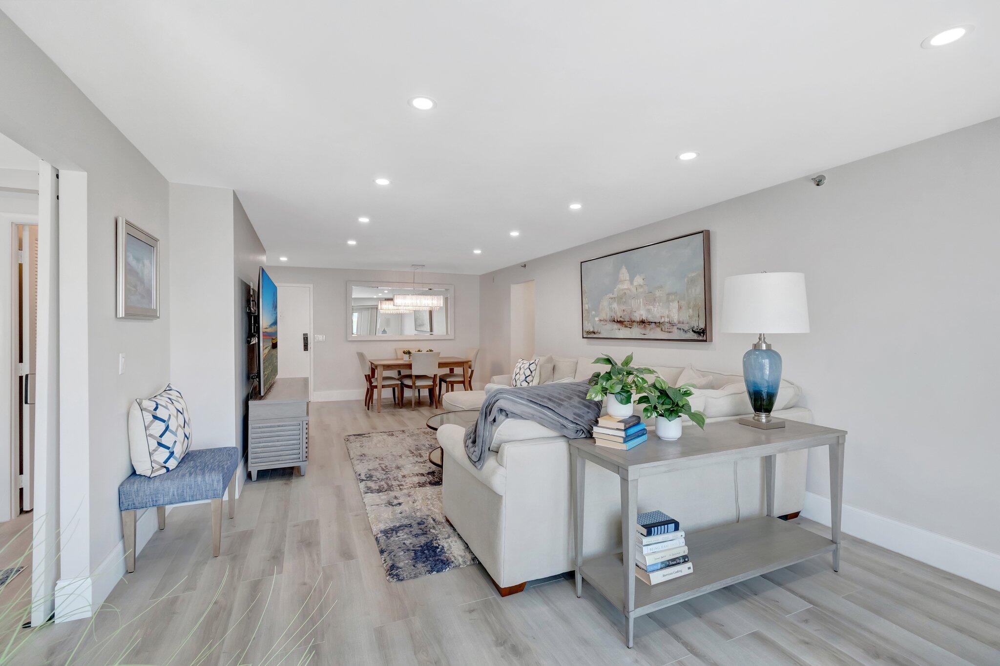 4511 S Ocean Boulevard 804