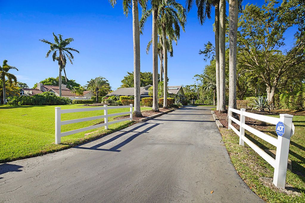 Photo of 22098 Woodset Way, Boca Raton, FL 33428 (MLS # R11080213)