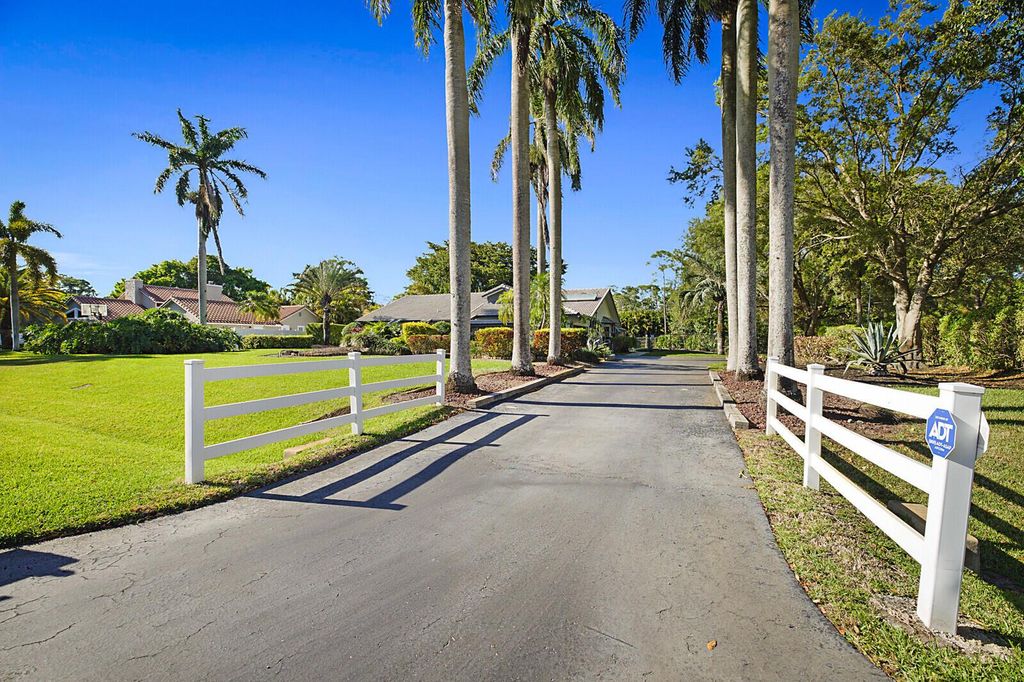 Photo of 22098 Woodset Way, Boca Raton, FL 33428 (MLS # R11080213)