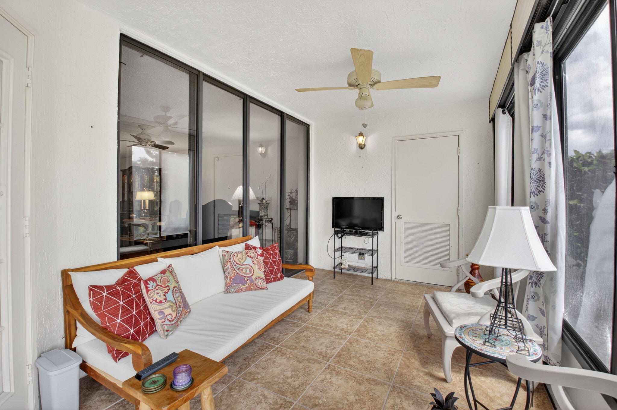 GLENEAGLES CONDO IV - Residential