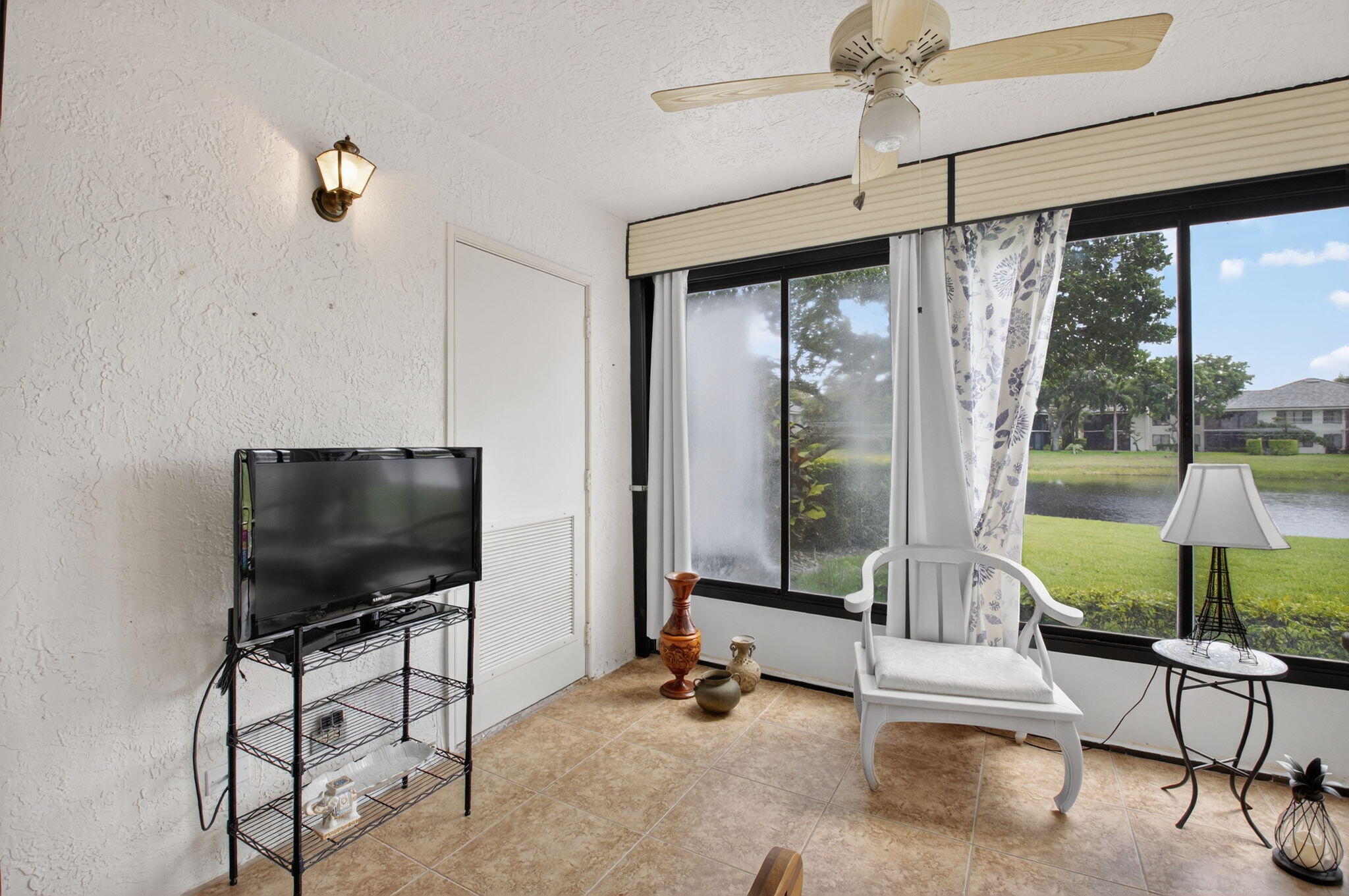 GLENEAGLES CONDO IV - Residential