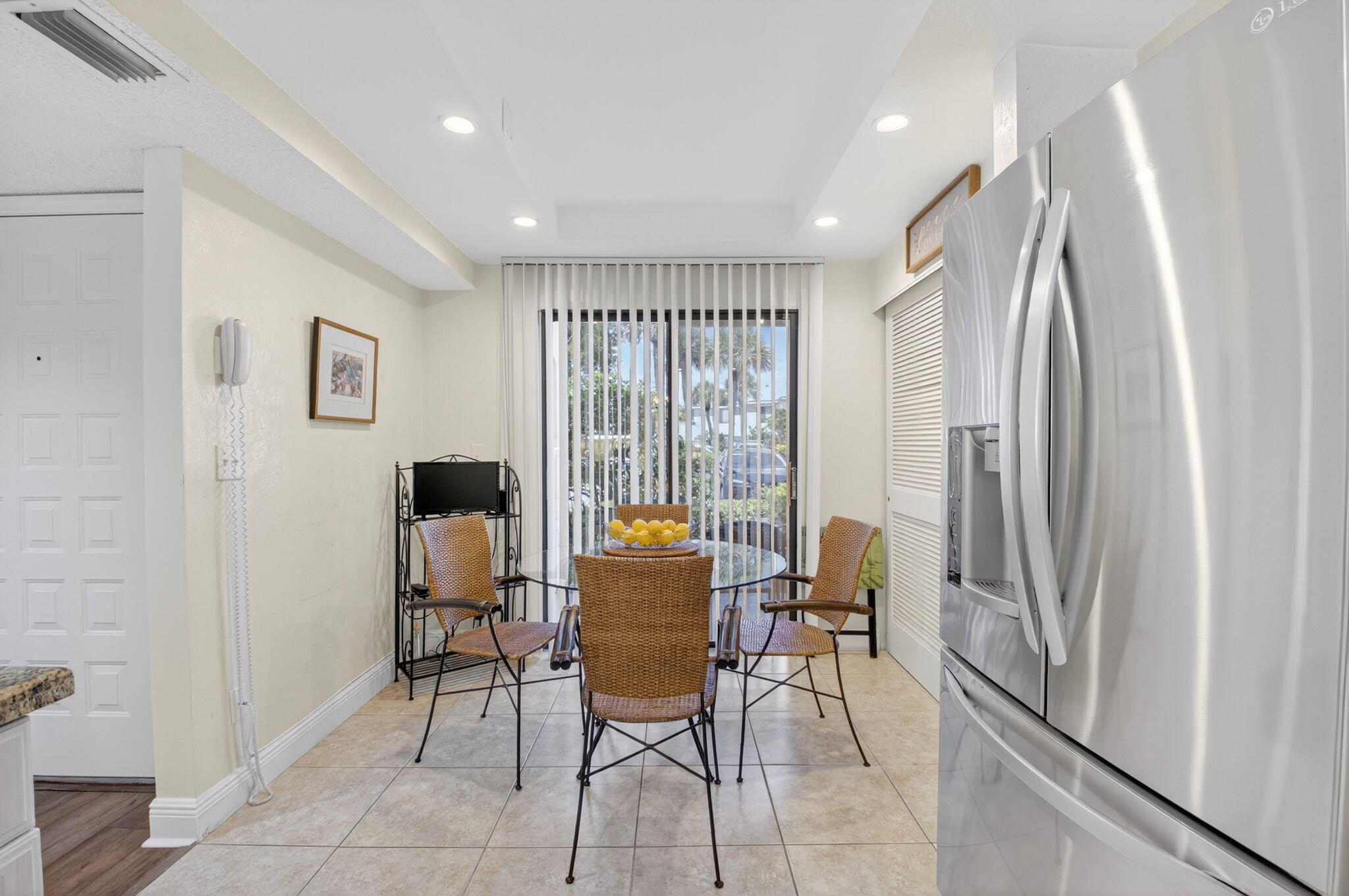 GLENEAGLES CONDO IV - Residential