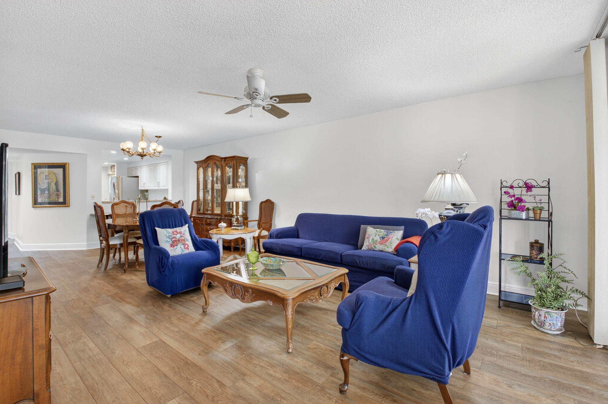 GLENEAGLES CONDO IV - Residential