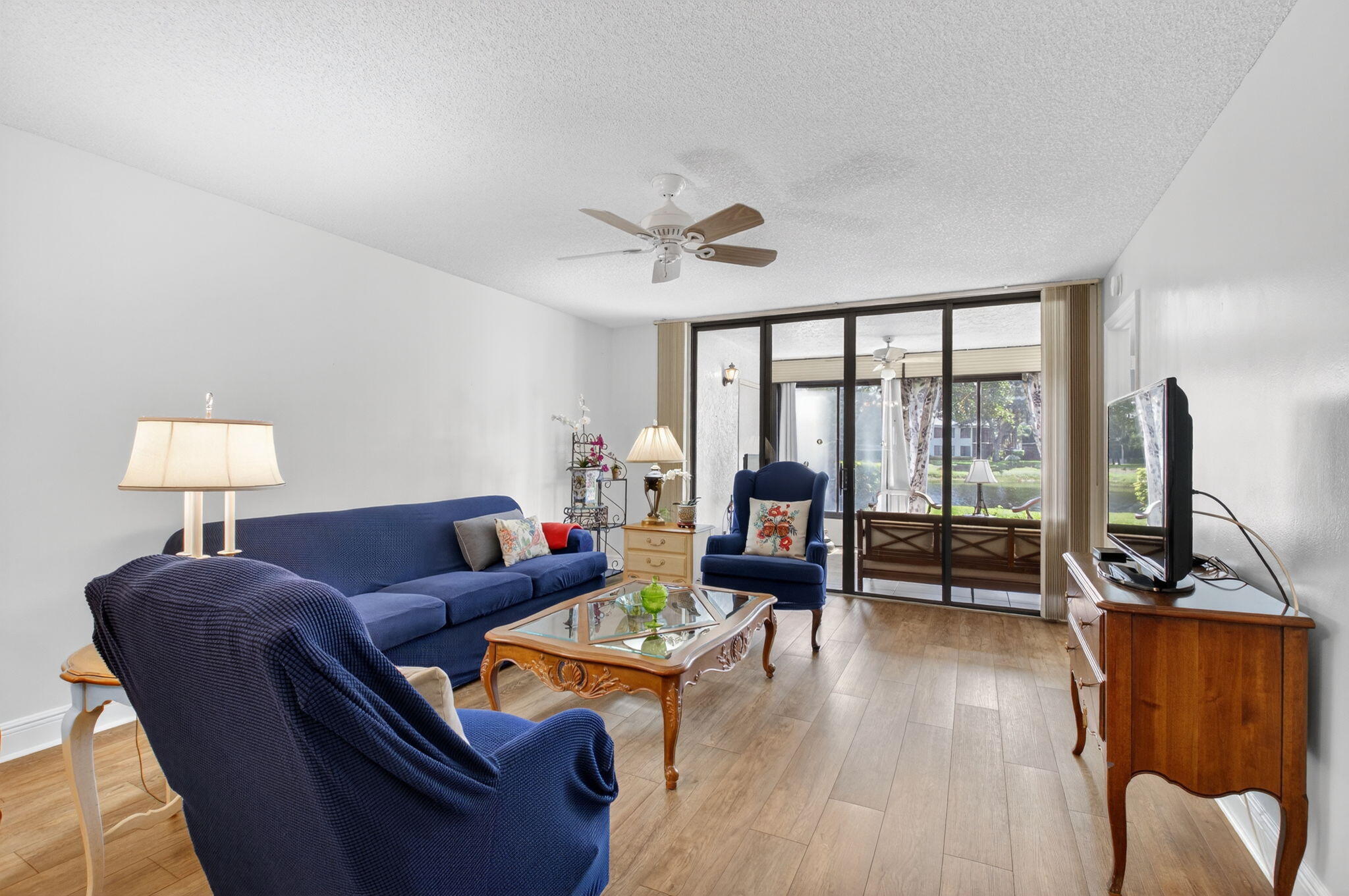 GLENEAGLES CONDO IV - Residential