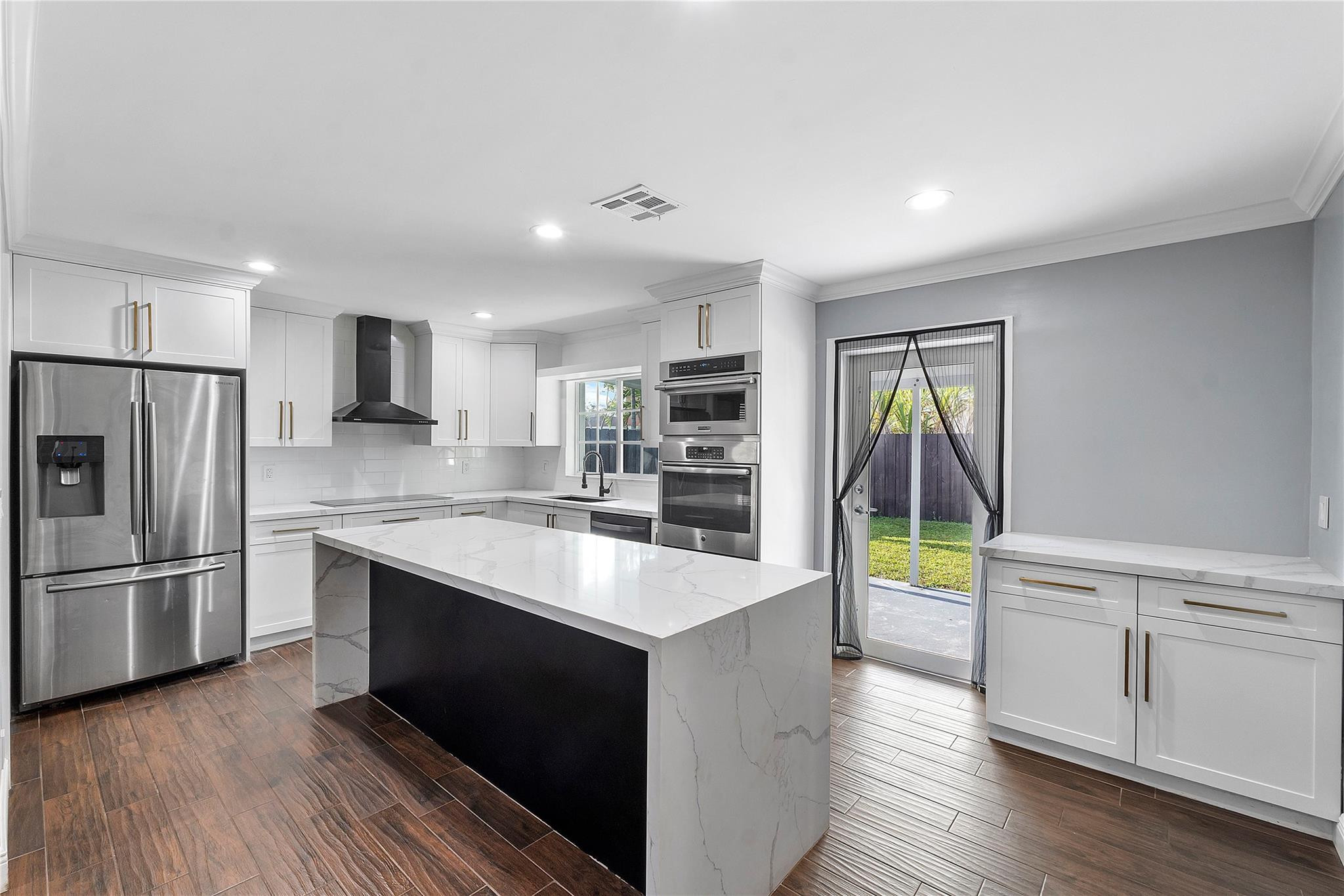 WOODLAND GREENS - Residential Lease