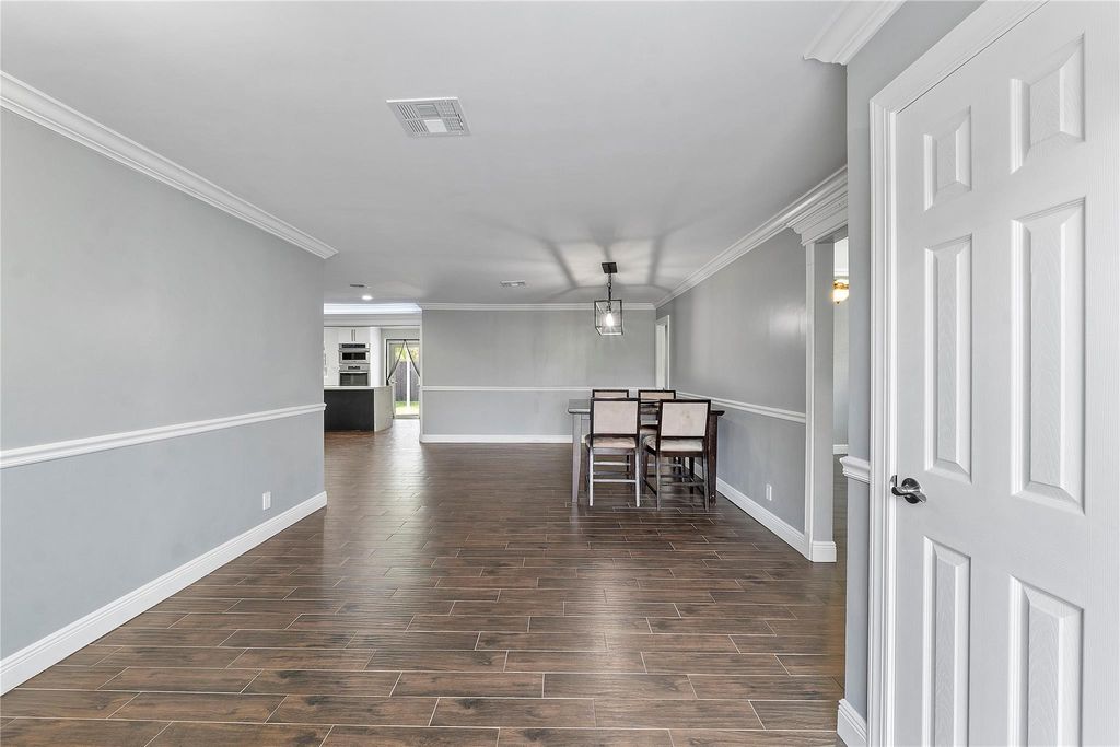 Photo of 5820 NW 56th Place, Tamarac, FL 33319 (MLS # B26024378)
