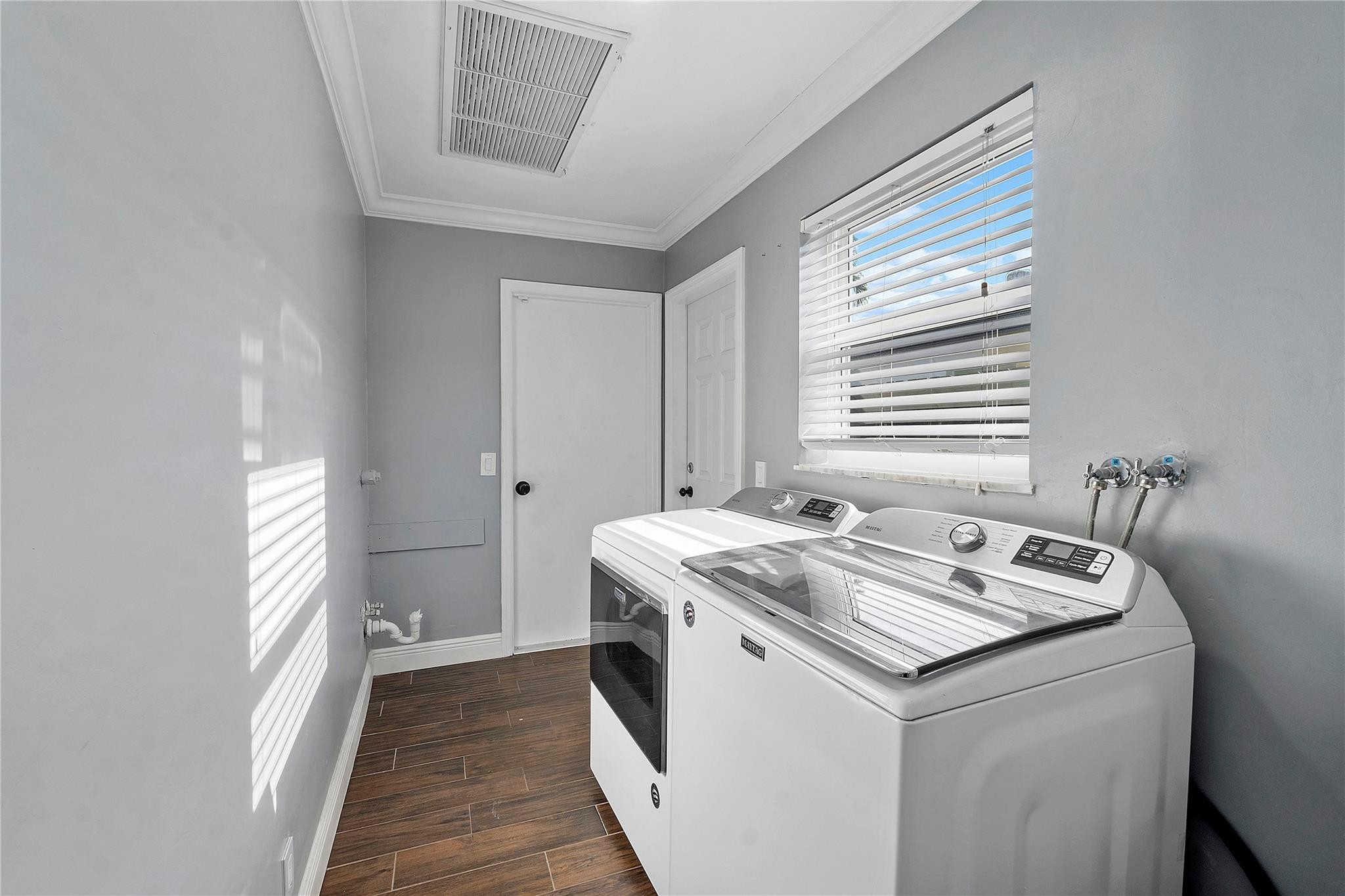 WOODLAND GREENS - Residential Lease