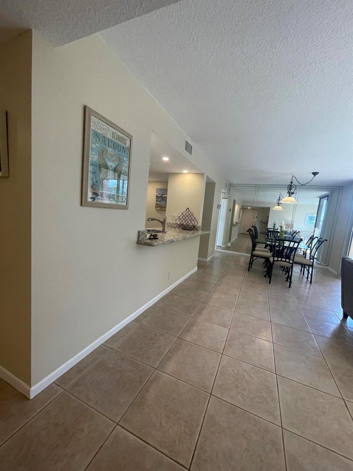 LAVERS DELRAY RACQUET CLUB CONDO - Residential Lease