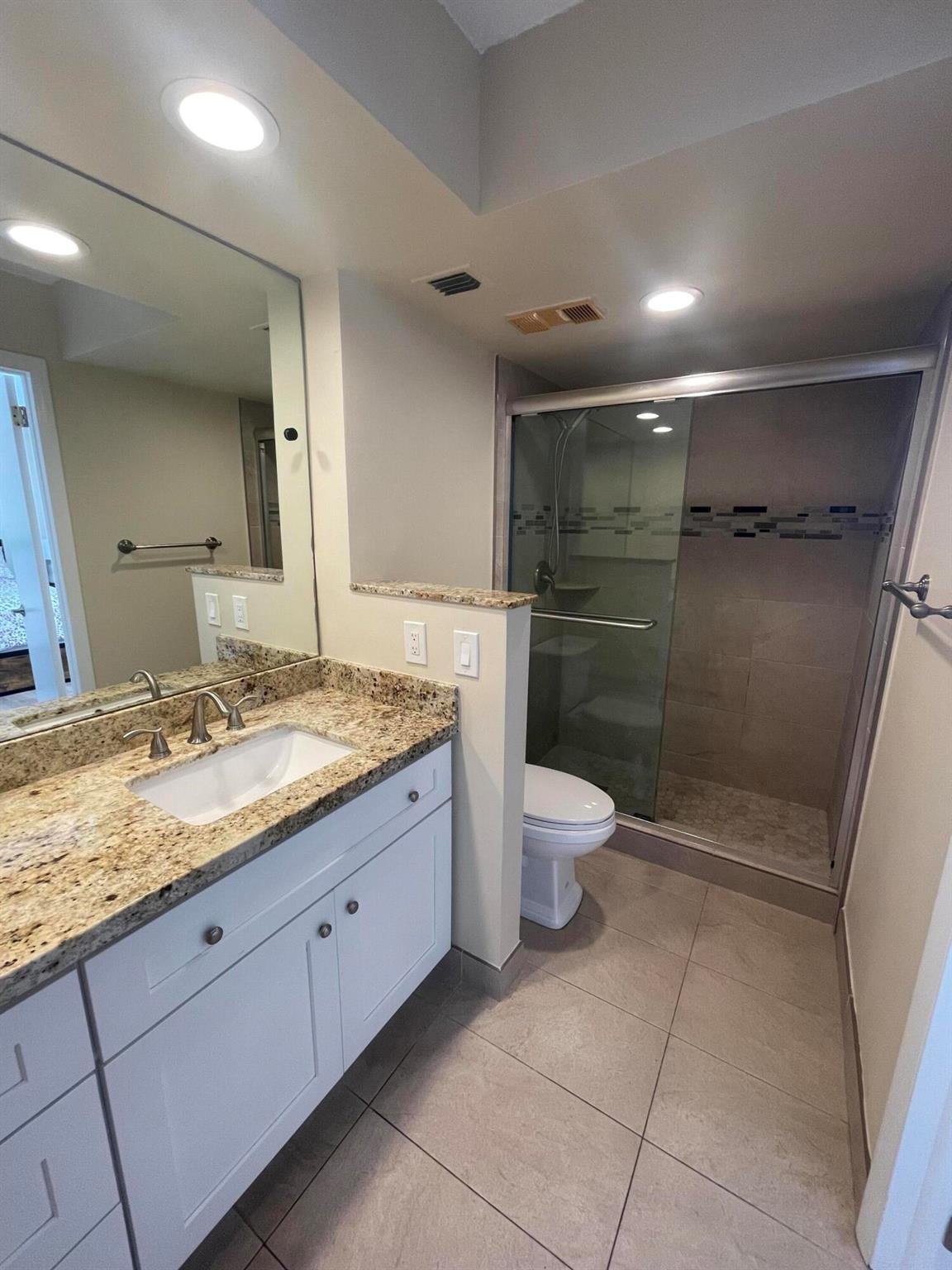 LAVERS DELRAY RACQUET CLUB CONDO - Residential Lease