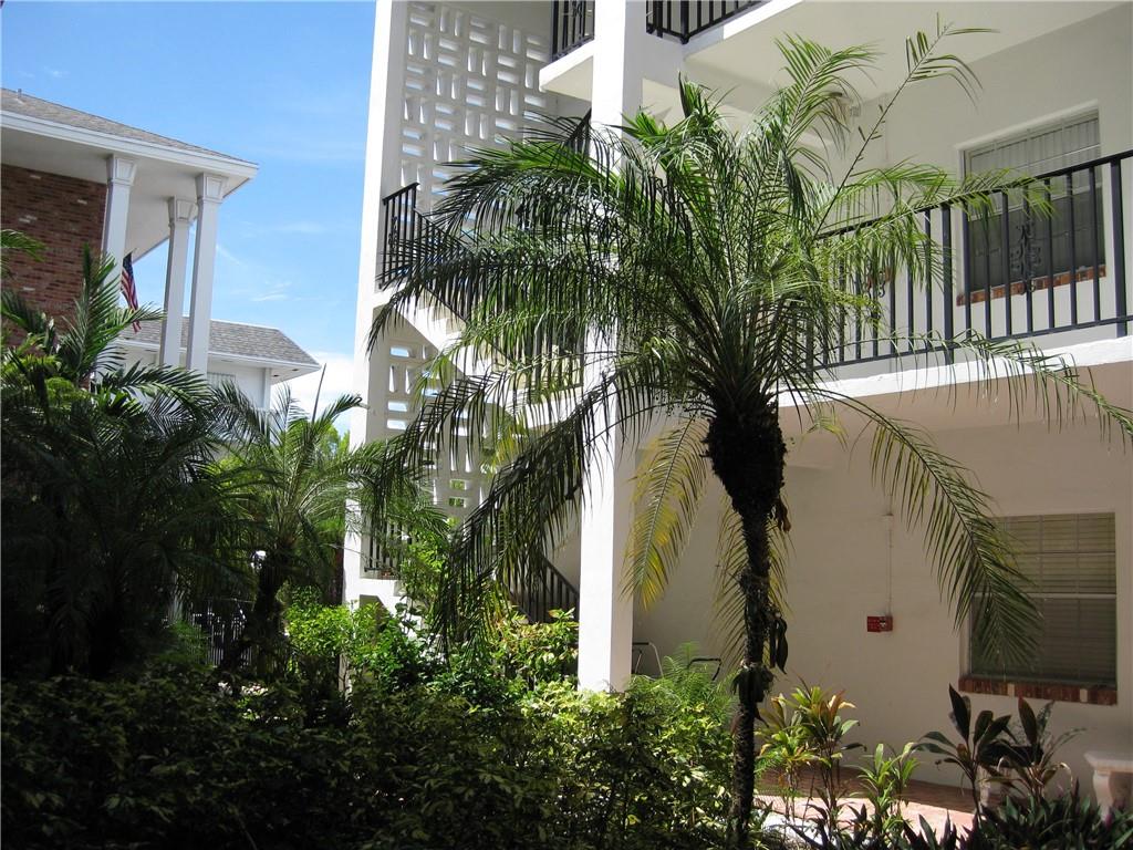 Colonial Manor East - Residential