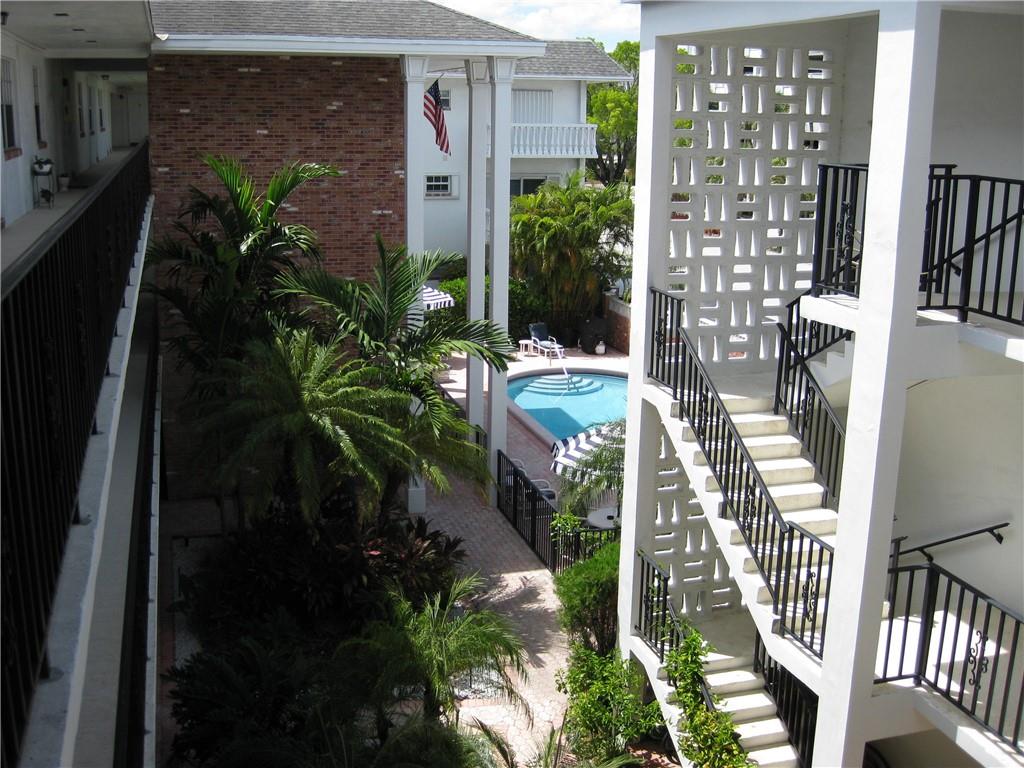 Colonial Manor East - Residential