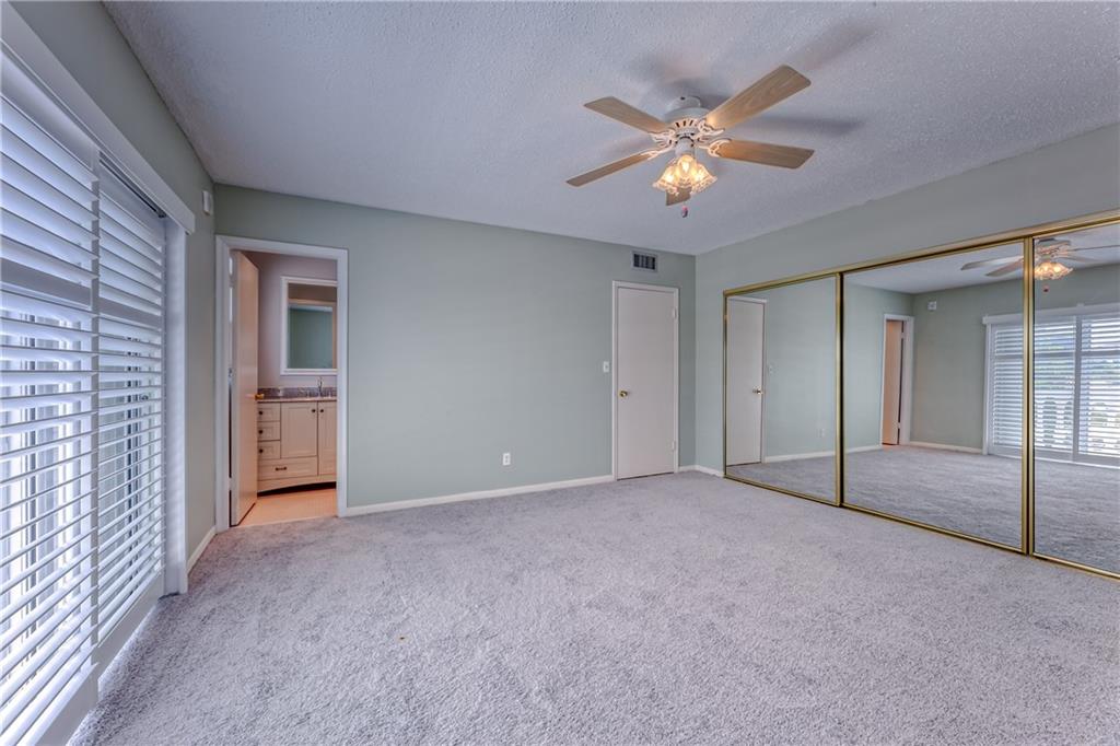 Colonial Manor East - Residential