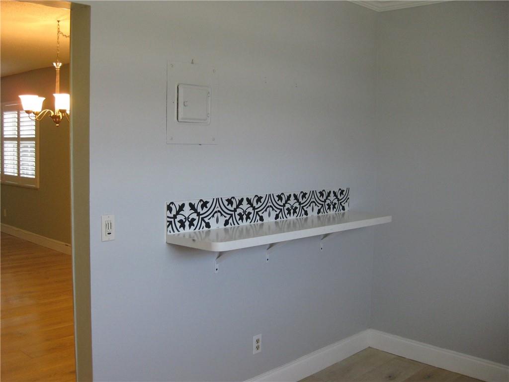 Colonial Manor East - Residential