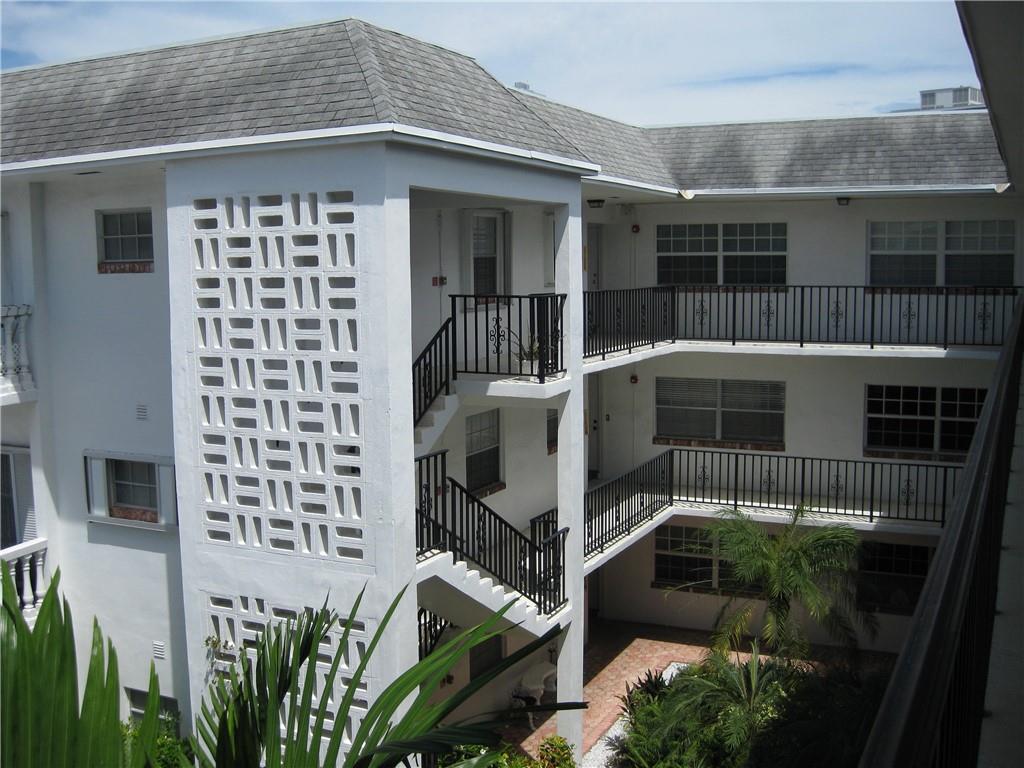 Colonial Manor East - Residential