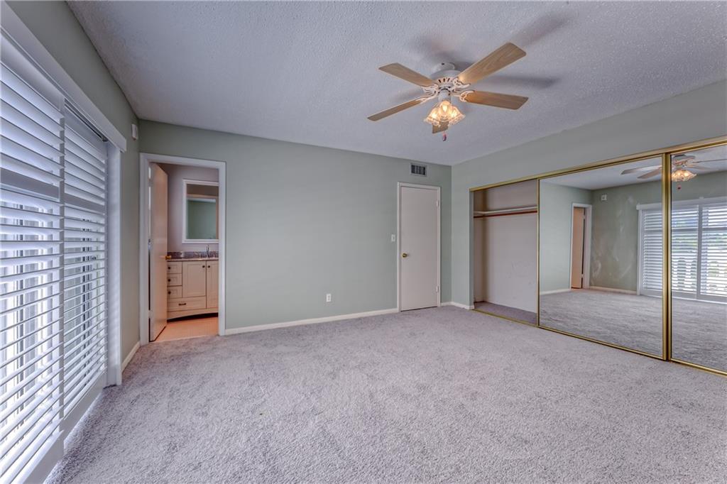 Colonial Manor East - Residential