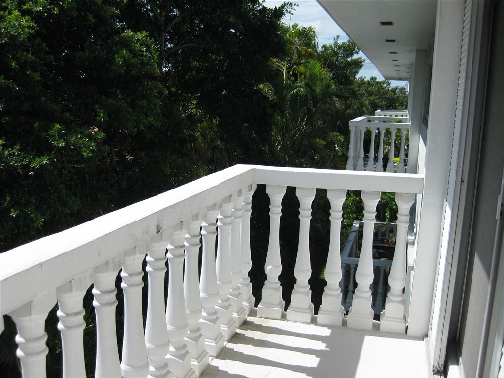 Colonial Manor East - Residential