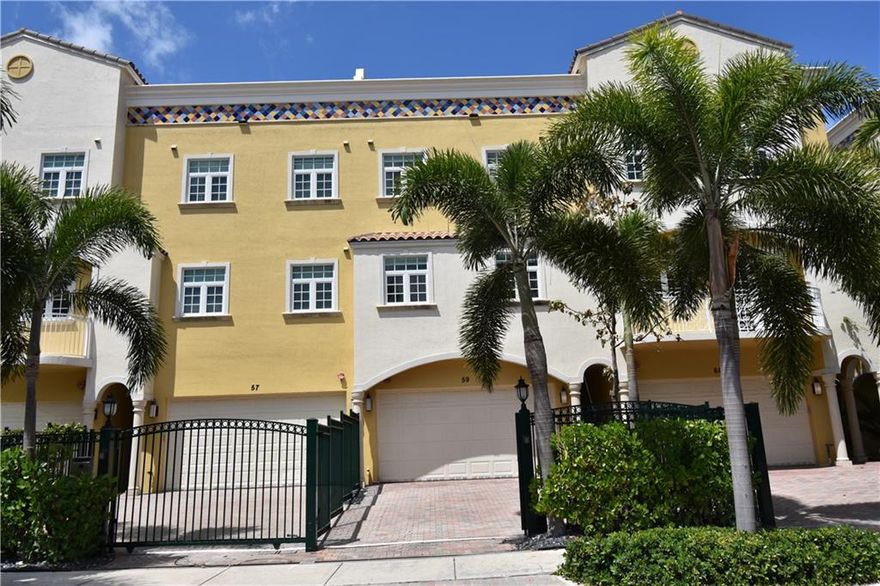 Beautiful, waterfront 3 bedrooms/4.5 bathrooms townhome with elevator and deeded dock.  This gorgeous 4 stories townhome is located on Isle of Venice. Boaters dream, with deeded dock for up to 48ft. boat. 2 large rooftop terraces. Large balcony/patio on first and second floor. 2 sets of washer and dryers. large closets. Pantry in kitchen High-end appliances. High impact windows and doors.  Ready to move-in. Must see.