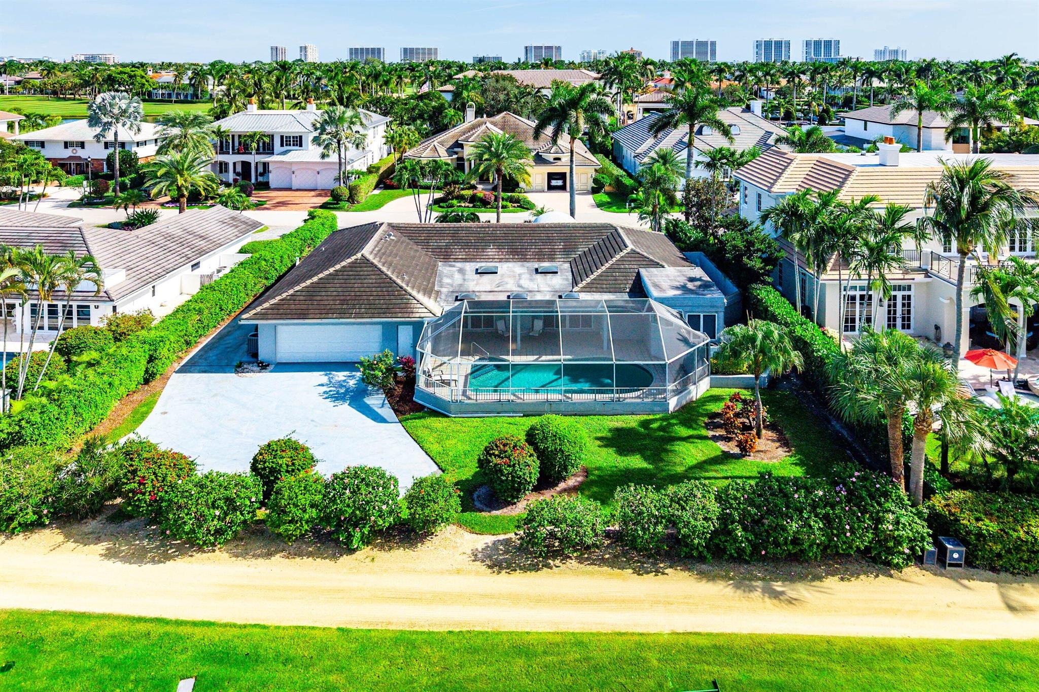 ROYAL PALM YACHT & COUNTR - Residential Lease