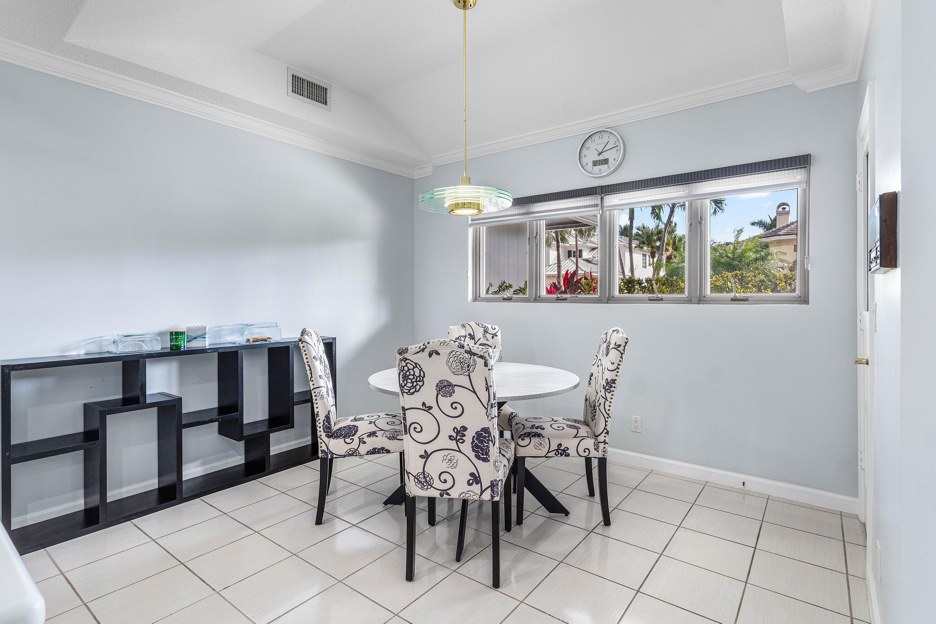 ROYAL PALM YACHT & COUNTR - Residential Lease