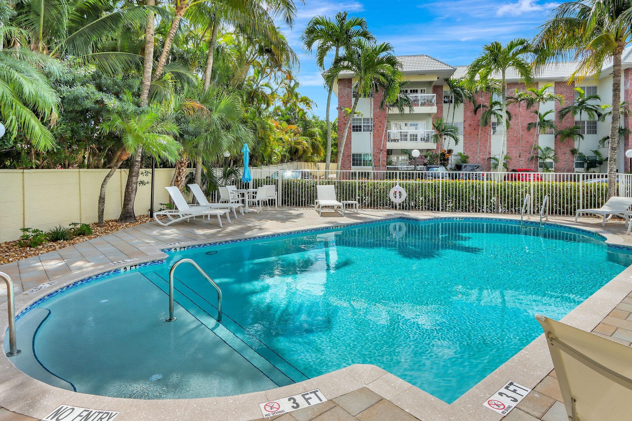 2426 SE 17th St 305