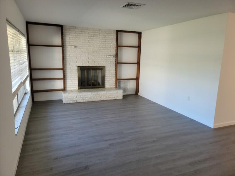 RIVER PARK UNIT 2 - Residential