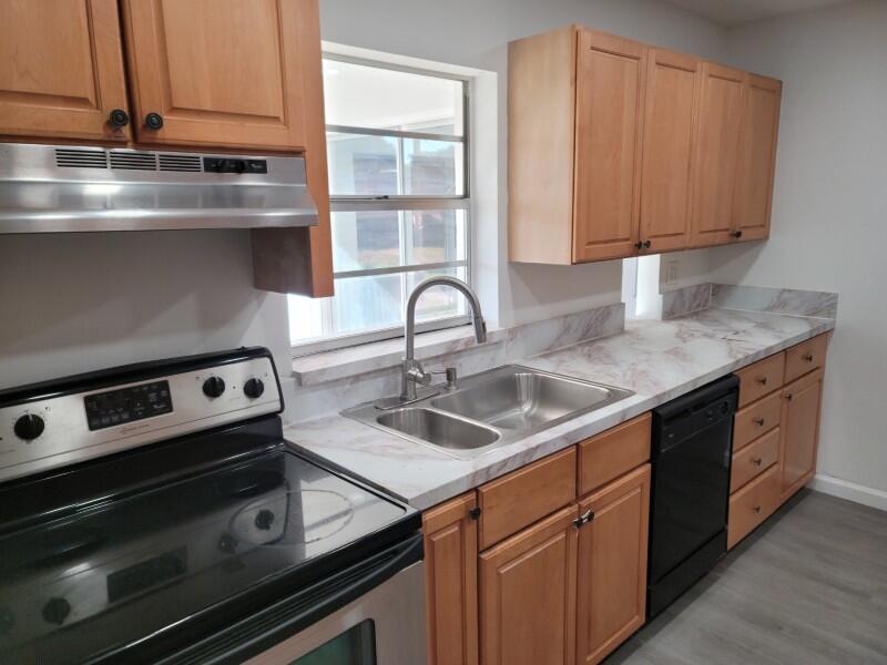 RIVER PARK UNIT 2 - Residential