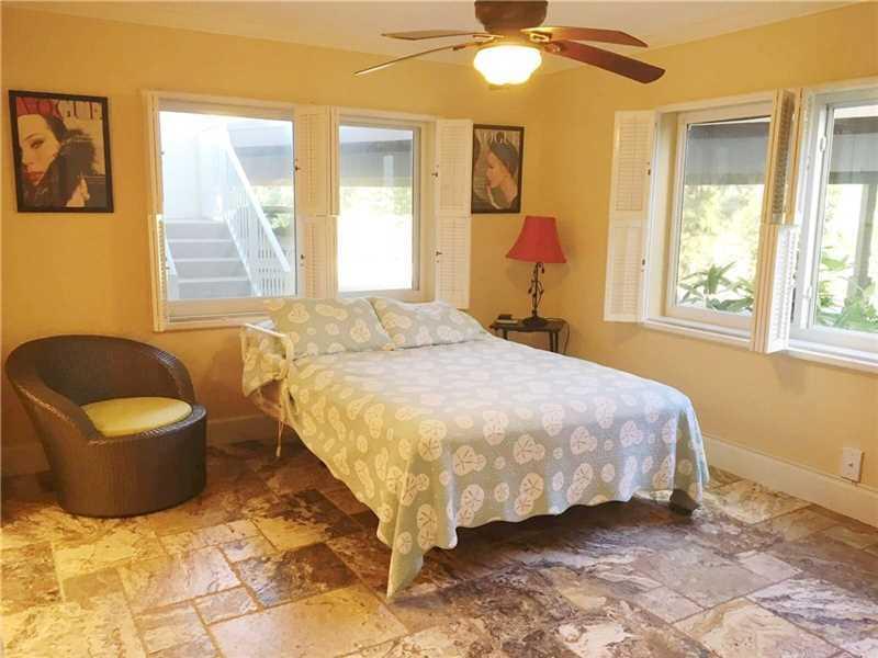 SHORELAND - Residential