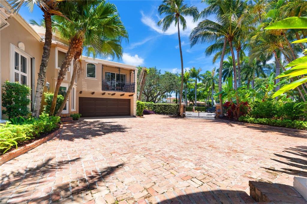 Las Olas Isles - Residential