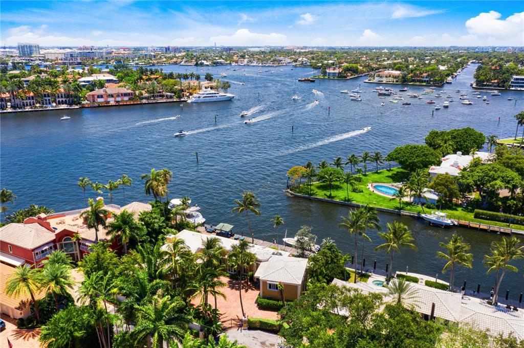 Las Olas Isles - Residential