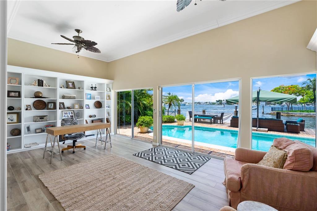 Las Olas Isles - Residential