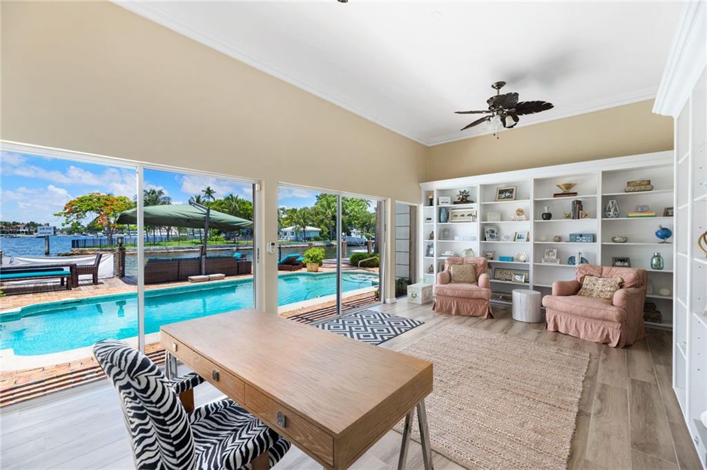 Las Olas Isles - Residential