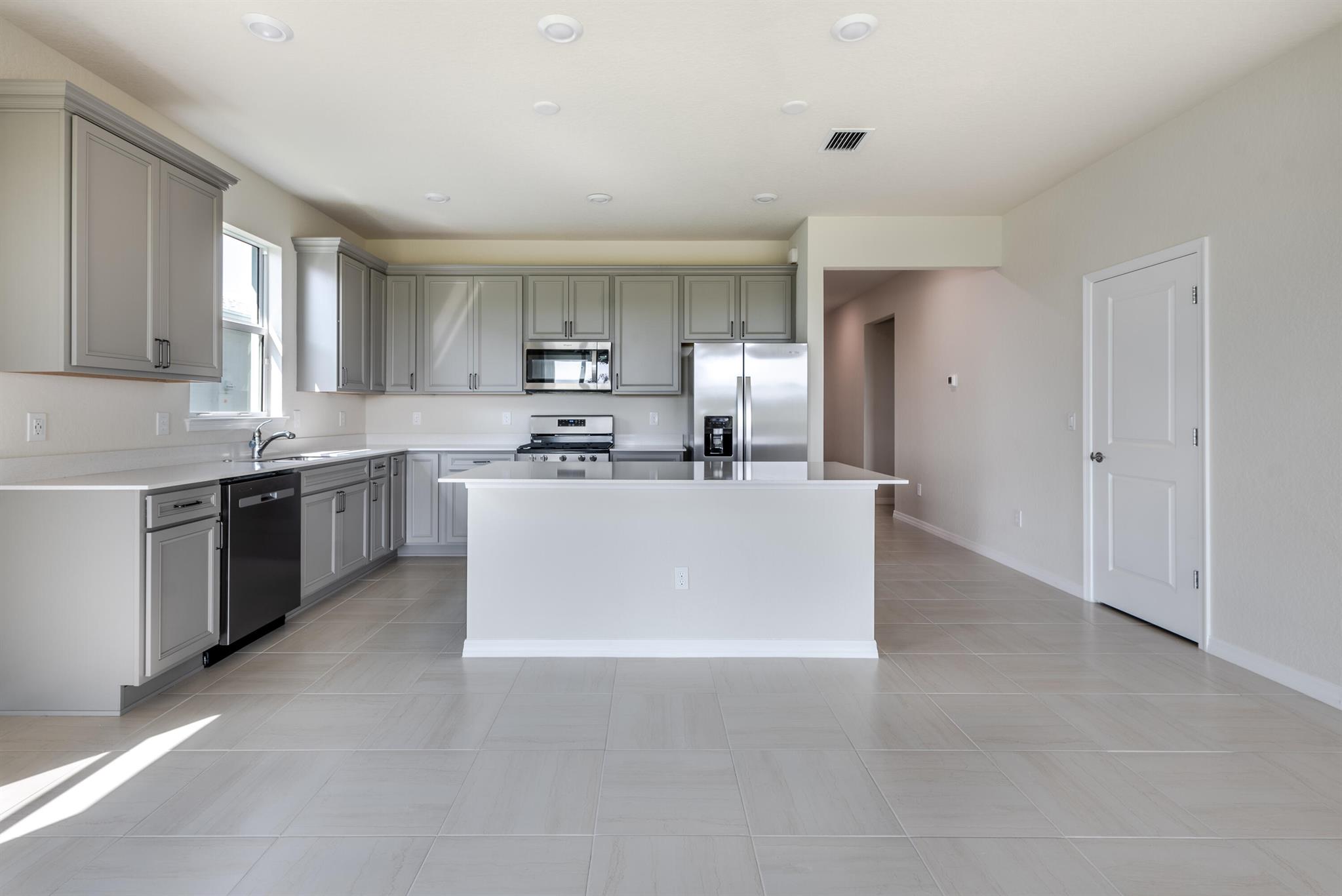 HERON PRESERVE AT TRADITI - Residential Lease