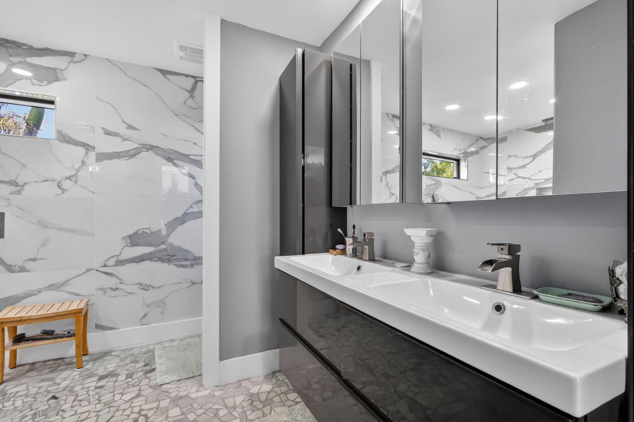 SUNFLOWER DELRAY - Residential Lease