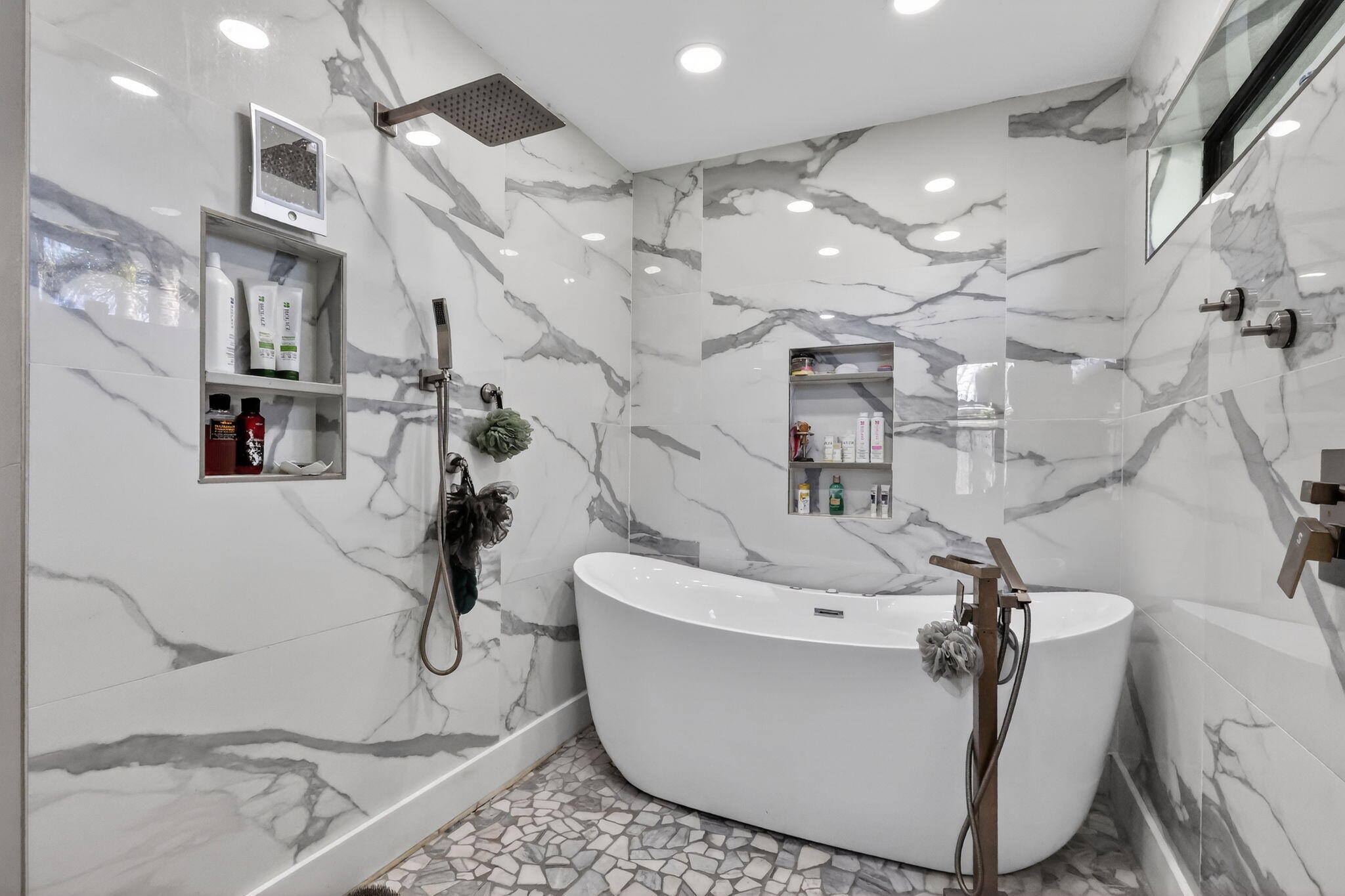 SUNFLOWER DELRAY - Residential Lease