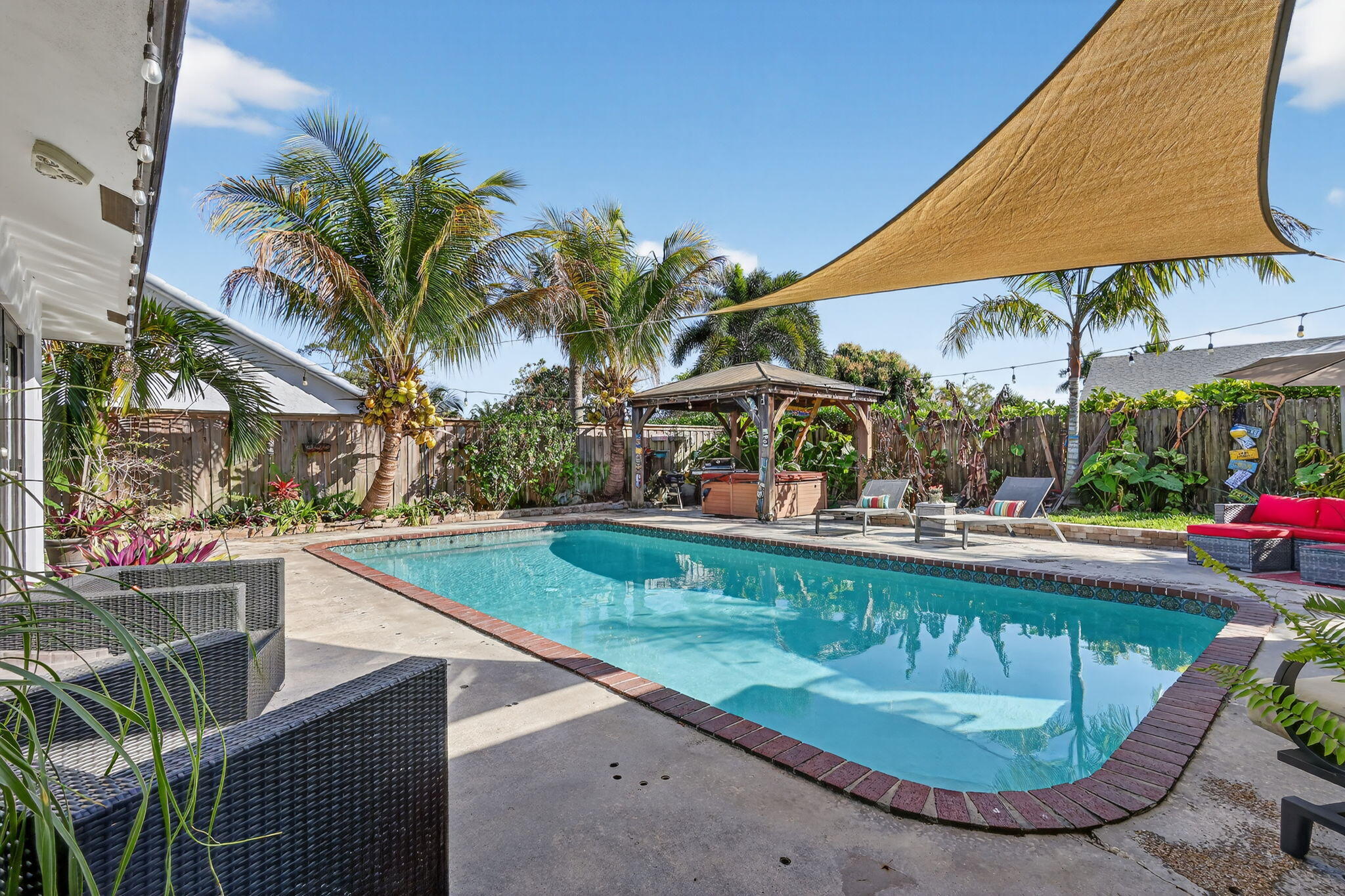 SUNFLOWER DELRAY - Residential Lease