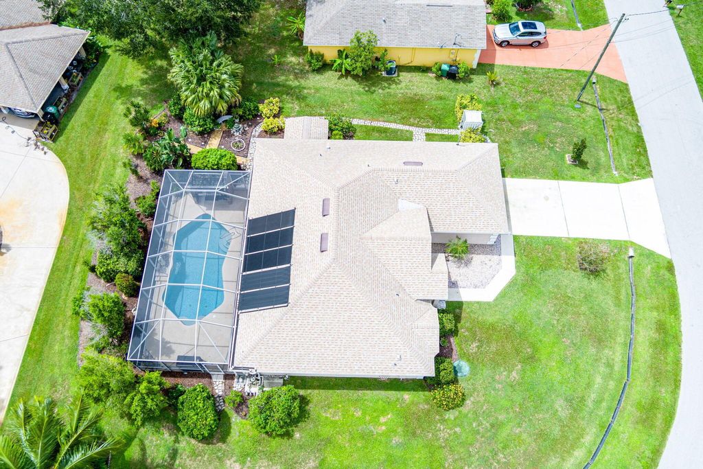 Photo of 1612 SW Penrose Avenue, Port Saint Lucie, FL 34953 (MLS # R11123609)