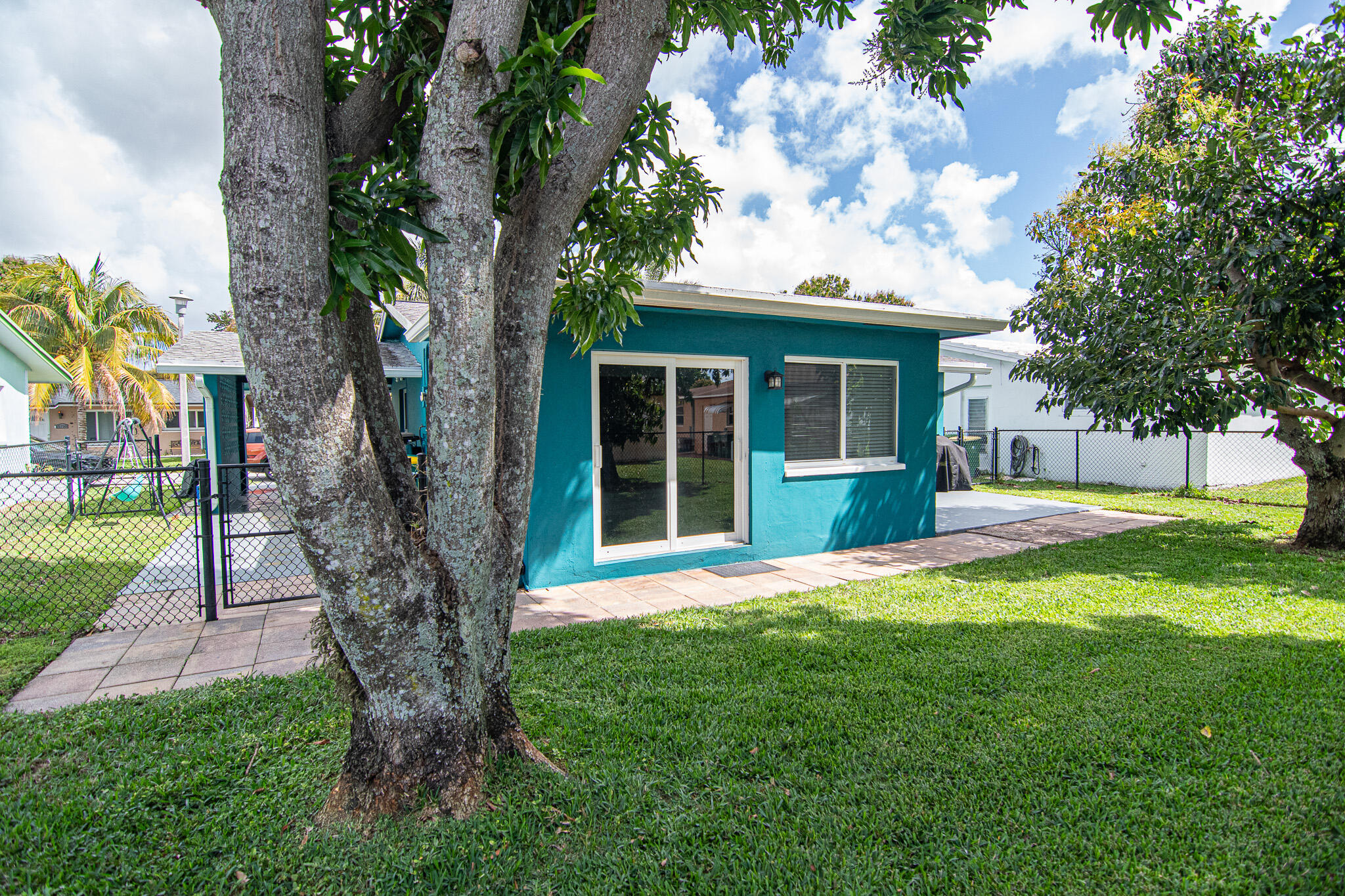 MAINLANDS OF TAMARAC LAKES - Residential