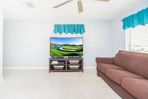 5711 NW 48th Avenue Tamarac FL 33319