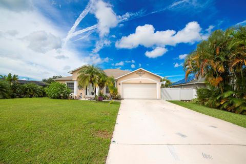 A home in Port St Lucie